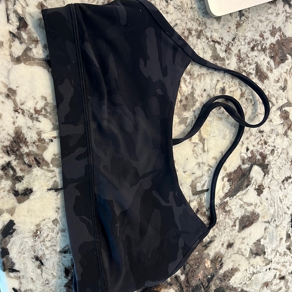 Lululemon Flow Y Bra - Size 8